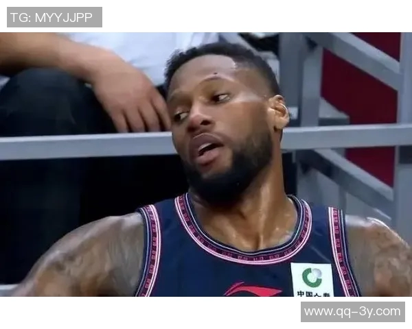 媒体人曝鲍威尔与克里斯关系密切克里斯预计十天后抵达济南